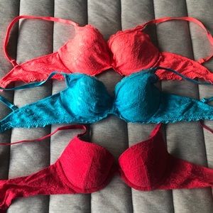 Lot of 3 Victoria’s Secret Demi Bras 34B